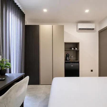Urban 19 Residences Urban Escape Inn *