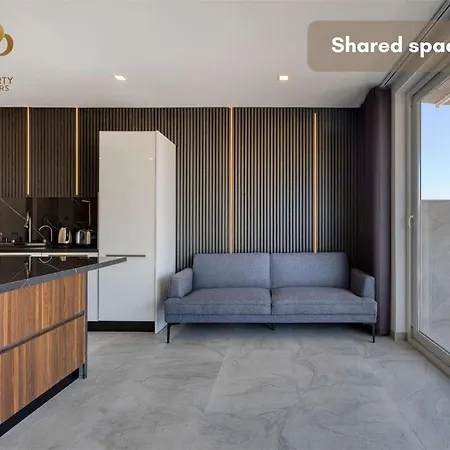 Urban 19 Residences Urban Escape Inn