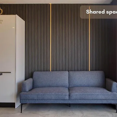 Urban 19 Residences Urban Escape Inn *