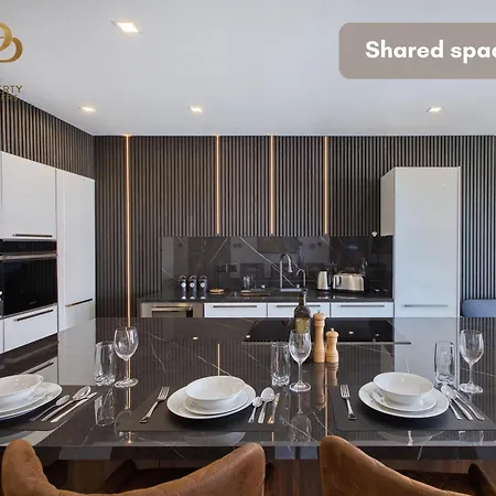 Urban 19 Residences Urban Escape Inn *